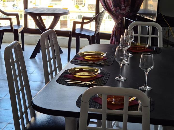 Spinola Bay Sea Front Apt 6 St. Julian's Exteriör bild